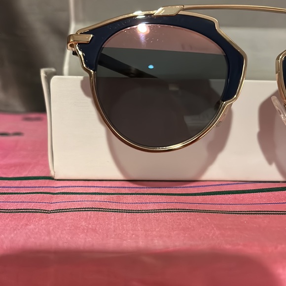 Christian Dior sunglasses - Picture 3 of 5
